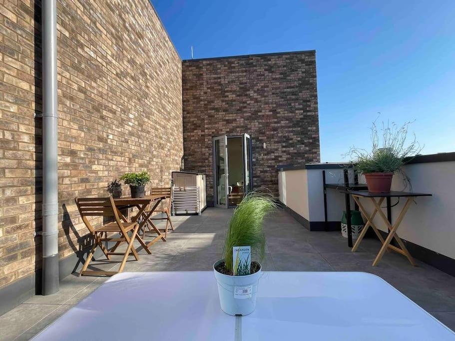 3 Bedroom Penthouse With Terrace And Skyline In Battersea Londen Buitenkant foto